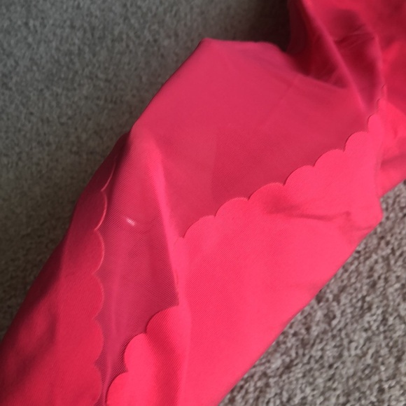 VICTORIA SECRET CORAL KNOCKOUT CAPRIS - Picture 2 of 7